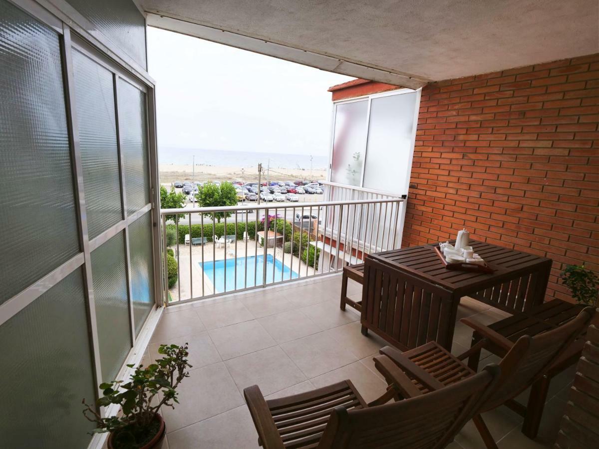 Apartamento Maraka Playa Кастельдефельс Экстерьер фото